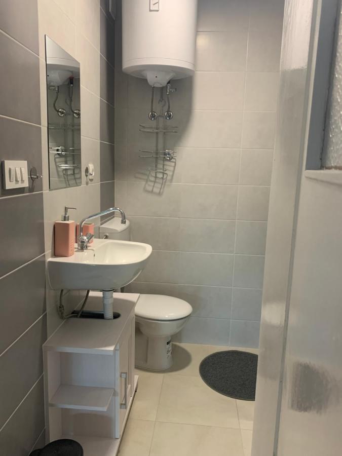 אימוטסקי Studio Apartman Miko מראה חיצוני תמונה