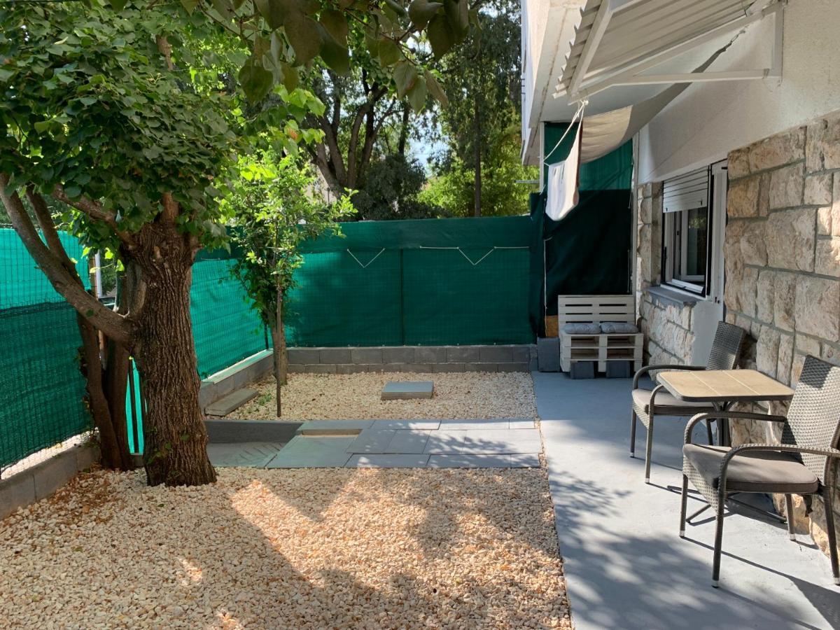 אימוטסקי Studio Apartman Miko מראה חיצוני תמונה