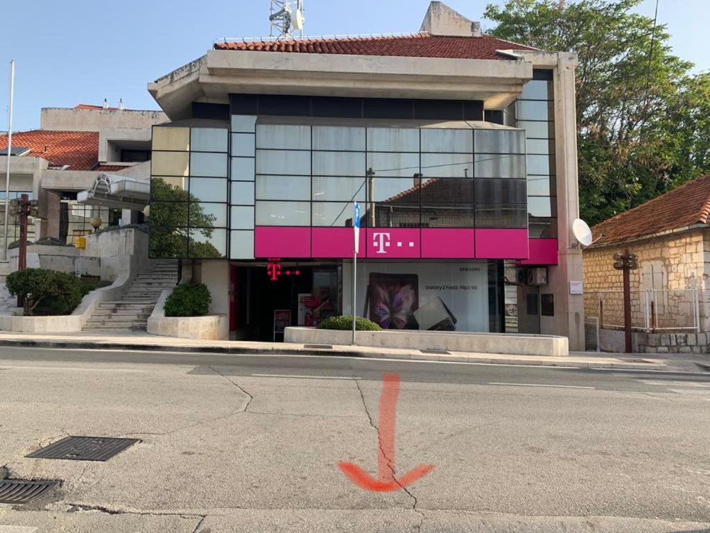 אימוטסקי Studio Apartman Miko מראה חיצוני תמונה